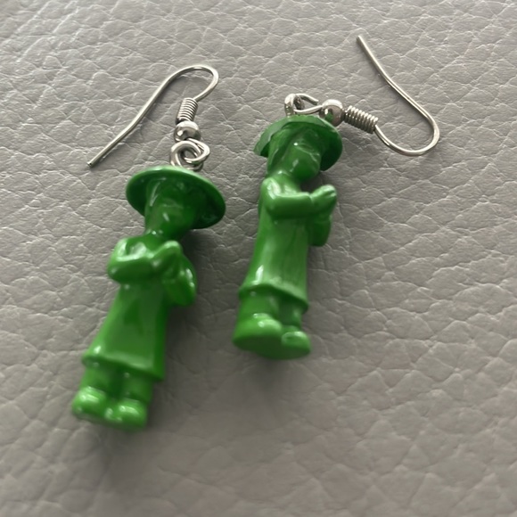 Jewelry bundle - Picture 2 of 9